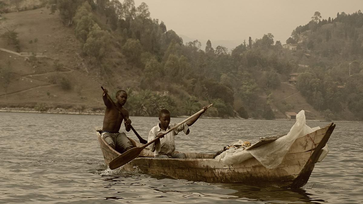 刚果基乌湖的致命财富